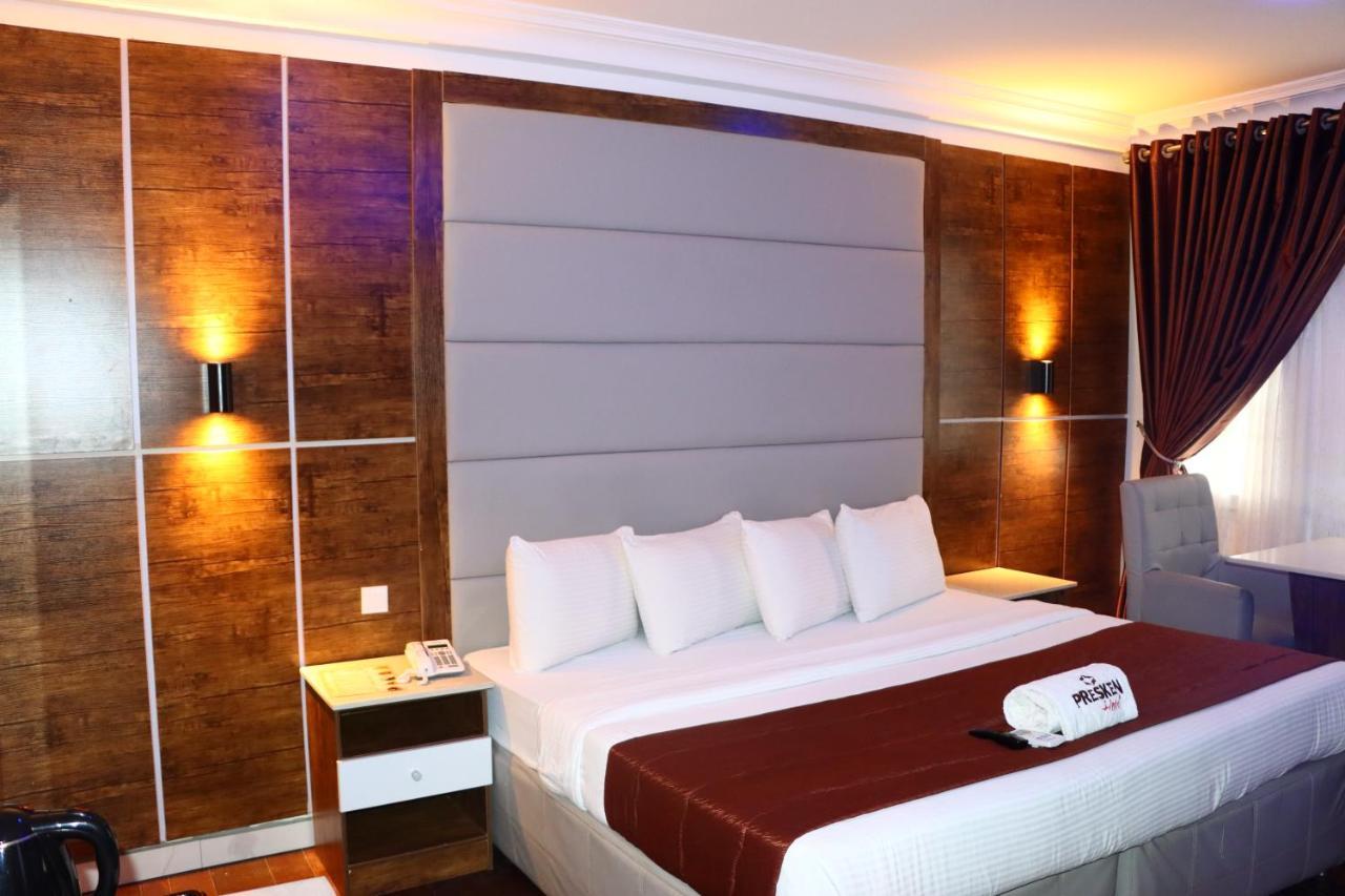 Hotel Presken White House à Lagos Extérieur photo