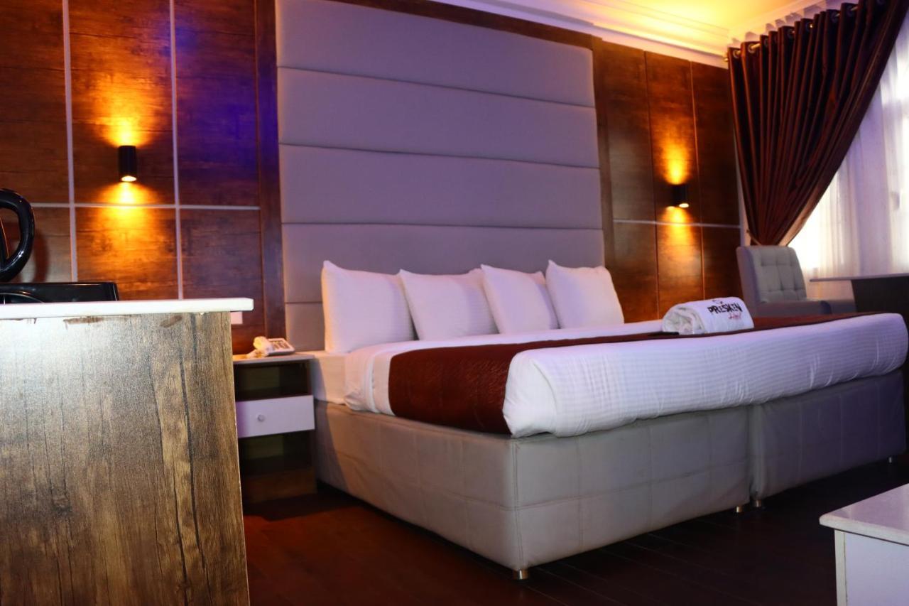 Hotel Presken White House à Lagos Extérieur photo