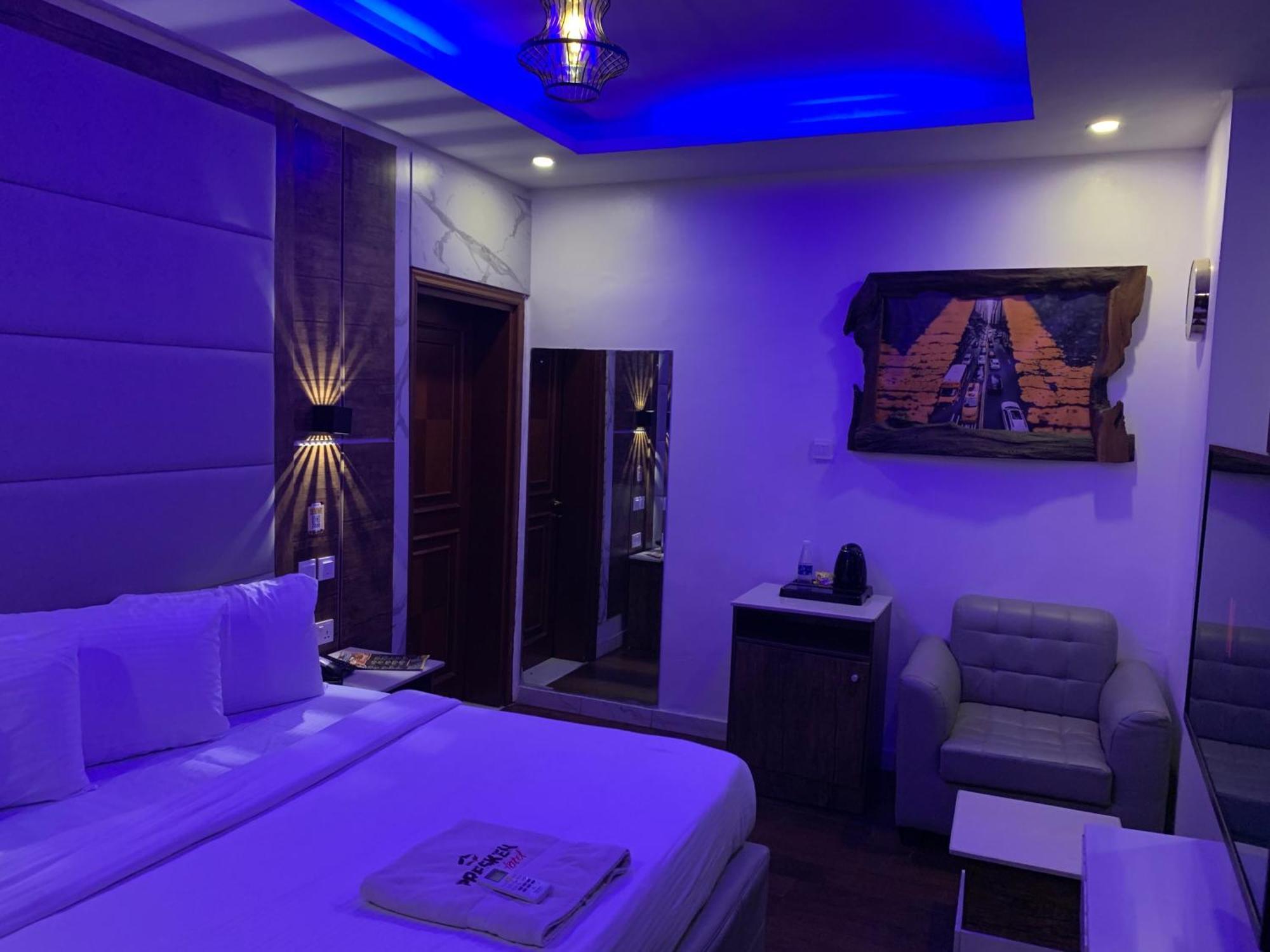 Hotel Presken White House à Lagos Extérieur photo